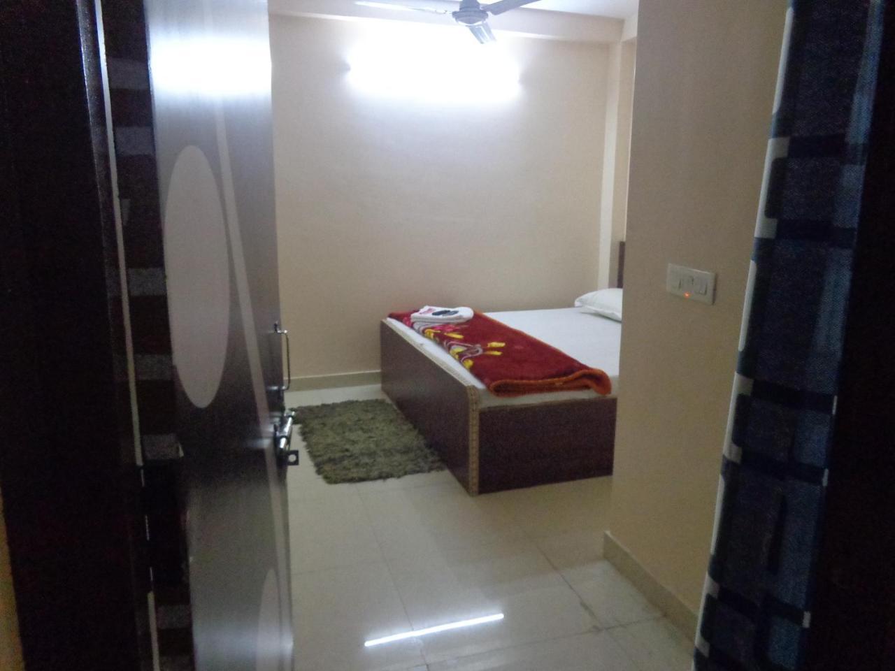Delhi Inn New Delhi Bagian luar foto